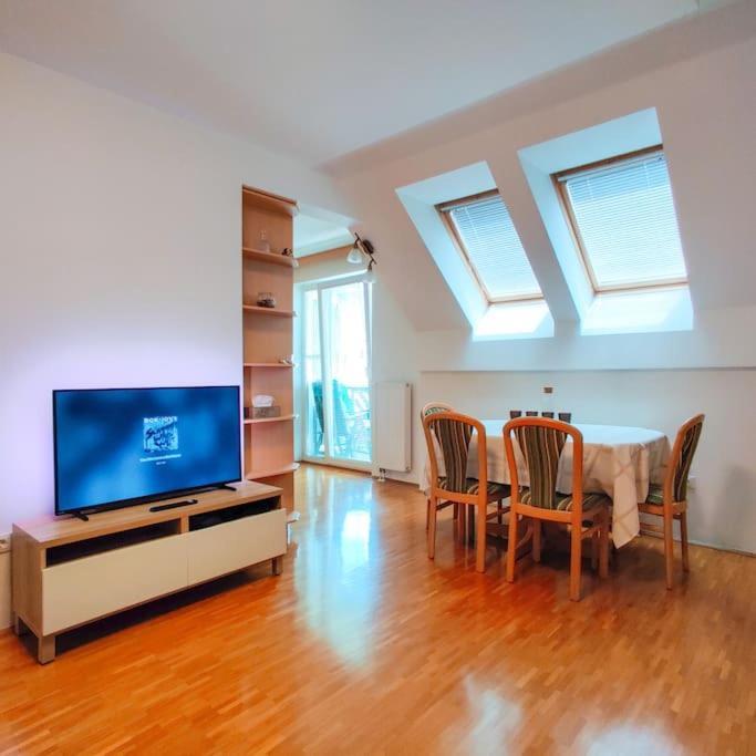 Ferienwohnung Alpine Nest Bled Exterior foto